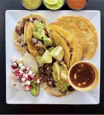 Pacos Tacos (Covington)