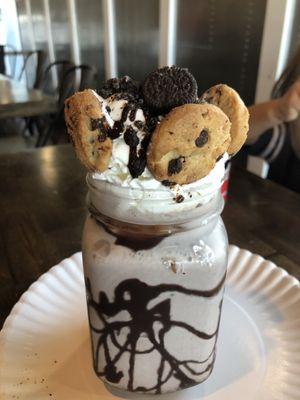 Oreo shake was delicious and every single thing that I have ordered! Chicken salad and appetizer combo are my favs!