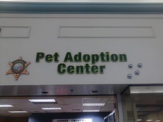 Pet Adoption Center