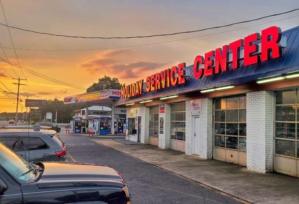 Holiday Service Center