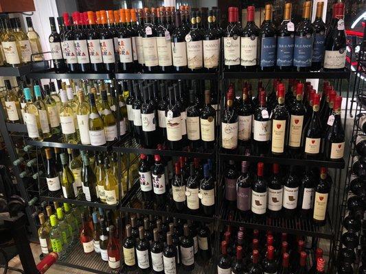 Giovanni's Liquor Store