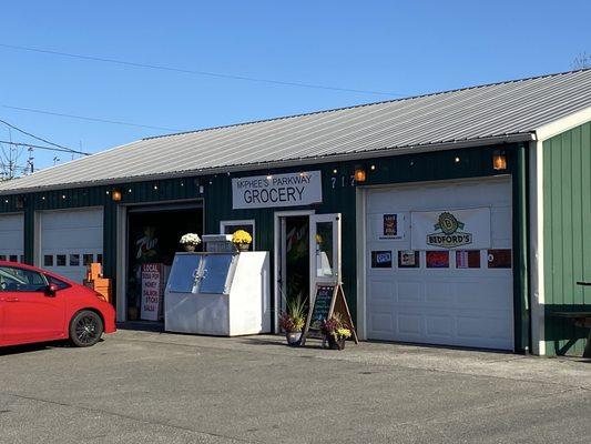 McPhee's Grocery