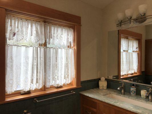 Aqua bathroom countertop