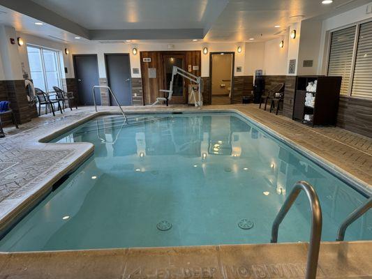 Indoor pool with dry sauna