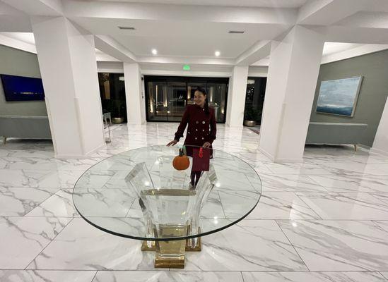 Caption: GEGI is a civil, SUPERB 'tis worthwhile to drive to her SEWING studio, McLean TYSONS, CRNR VA.)