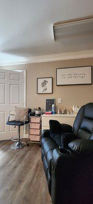 Aida’s Lash studio