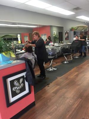 IB Hair Lounge