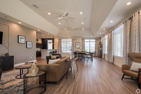 The Creek at Cottonwood Apartment Homes