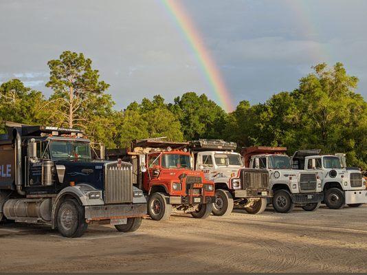 Hart Trucking and Equipment