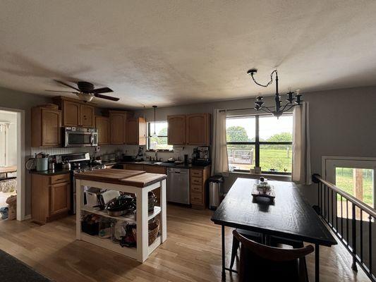 The Helping Hand Girls