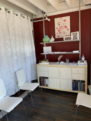 White Raven Acupuncture