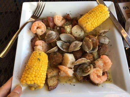 Carolina clam bake. (Disappointing that the scallops were imitation scallops).