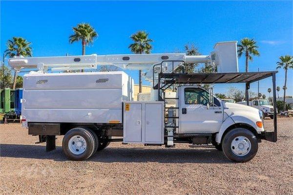 Commercial truck financing available