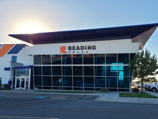 Reading Truck