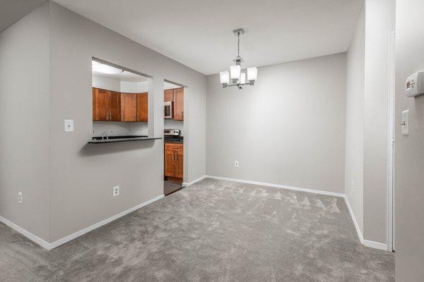 Royal Crest Apartments