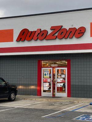 Auto Zone on Warner in HB