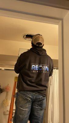 Recon Electric