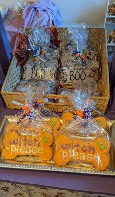 Paw Dazzle Pet Bakery And Boutique