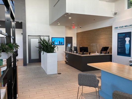 Surterra Wellness - Largo