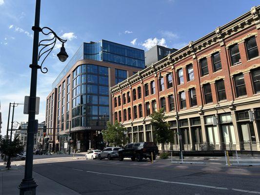 2 hour LoDo Walking Tour
