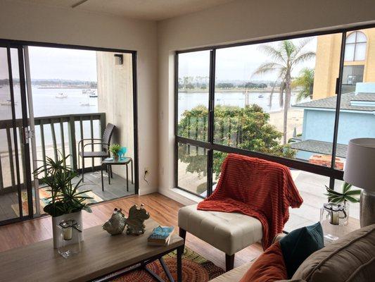 Casey Robinson - Versant Realty