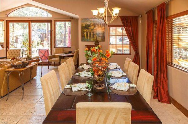 StandOUT Home Staging and Design