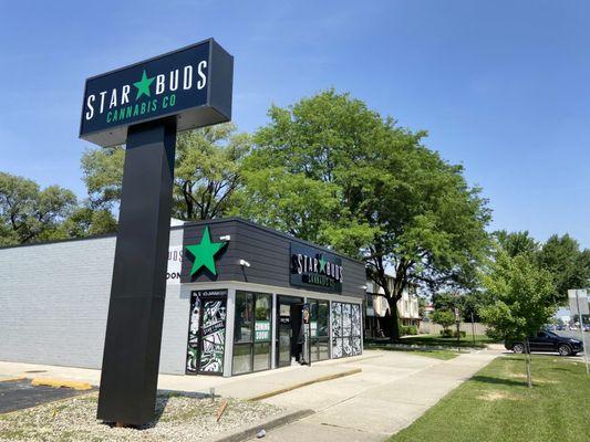 Star Buds - Riverside Location