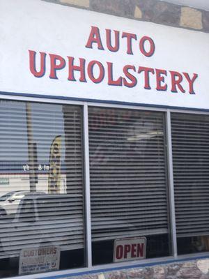 Arroyo Brothers Auto Upholstery