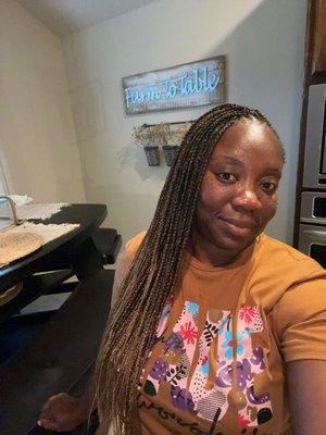 Tee's African Hair Braiding shop