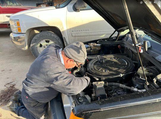 Steve works even on 1989 Mercedes Benz