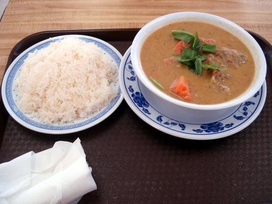 Chicken Curry w/Rice