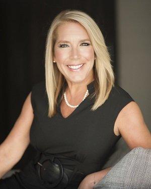 Tracy VanLandschoot Branch Manager/Sr Loan Originator