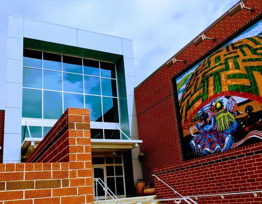 Sanders Clyde Creative Arts Elementary School