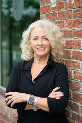 Shelly Griffis - Coldwell Banker Ben Bates