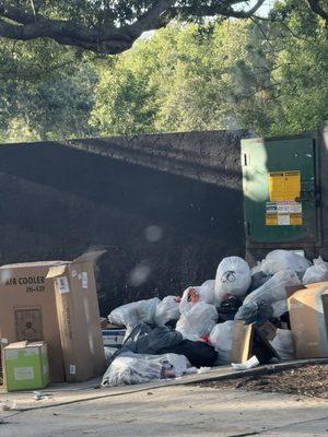 Stonegate Apartments