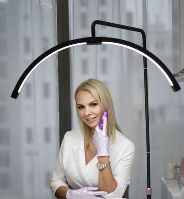 Deluxe Med Spa and Beauty