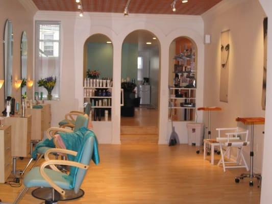 Peter Devine Hair Design