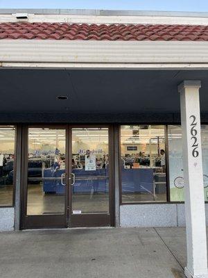 Brian who works here is awesomely helpful! Thanks, Brian! 10.10.22