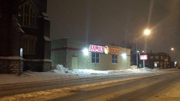 Family Dollar Store
