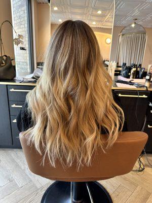 Ooh La La Salon de Beaute