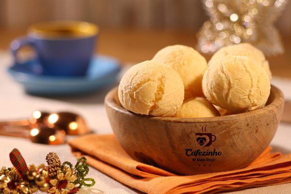 Cheese Bread | Pao de queijo