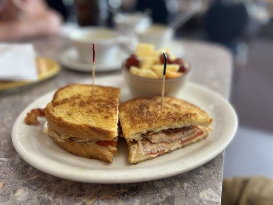 J & M Family Restaurant