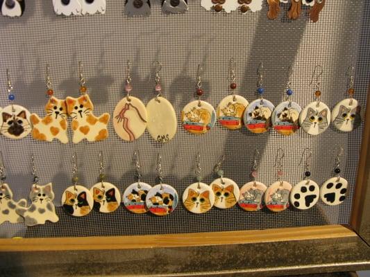 Although we're called Toy Dog Accessories, we haven't forgotten about you cat lovers - jewelry, artisan greeting cards, catnip toys, collars