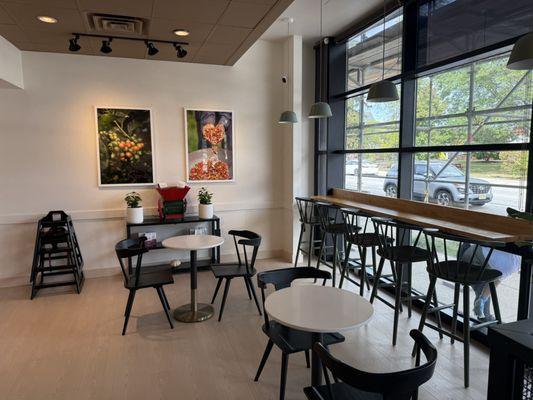 Luna's Cakes & Coffee