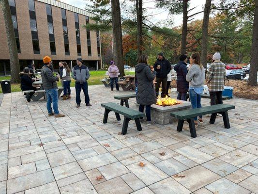 E N E Realty Assoc LLC