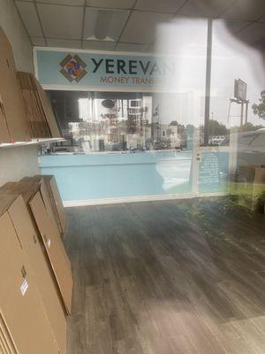 No one is working it's close