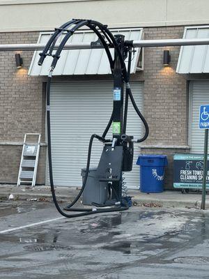 What a trashy mess! None of the vacuums here ever work.