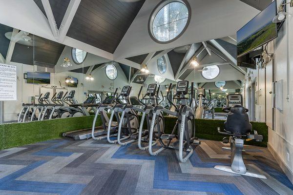 Willow Lake Apartments