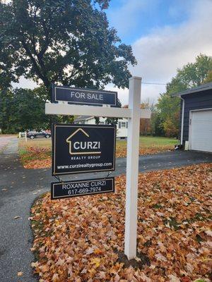 CURZI Realty Group