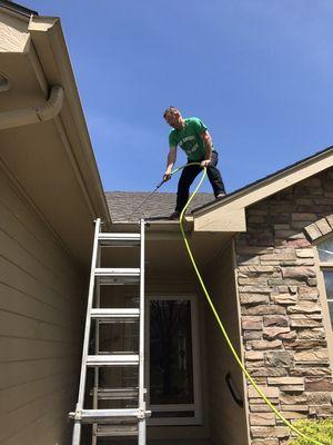 Loberg and Sons Gutter Cleaning
